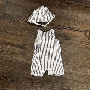 Pehr organic cotton. Outfit 0-3 months. Sun hat 0-6 months